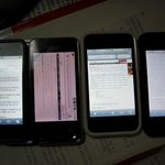 여러분들은 이 휴대폰이 정상으로 보이십니까?