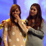 '<b>miss</b> a'  수지, 중국에서도 빛나는 뽀얀 다리