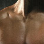 내 가슴만 <b>살짝</b> 보여줄께