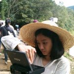 '시골 <b>처녀</b>'로 변신한 정려원