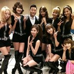 '<b>싸이</b>' 소녀시대와 무슨 인맥?