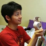 여자 <b>속옷</b> 들고있는 송중기, 능글맞아