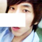 <b>나이때</b>는 나름 꿀피부아님??????????????????????...