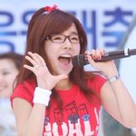 <b>몸매</b>는 좋은데 키작은 <b>아이돌</b>