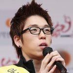 안경쓴 훈남 가수들........벗<b>지마</b> 제발