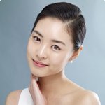 이연희, 자체발광 투명피부 과시