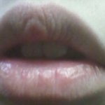 트는 제 <b>입술</b> 때문에 <b>입술</b>조가 너무나 심하네요!!ㅠ