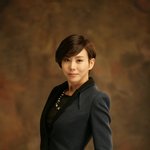 박예진, 긴머리 싹둑?