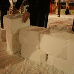 홍대놀이터에 이글루 세우기!