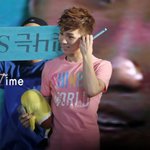 '샤이니' <b>key</b>달래주는 동갑내기 민호