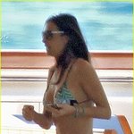 <b>데미</b> 무어 비키니, 이게 49세 몸매야?