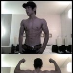 이정도 몸매면 이정도 <b>세단</b> 정도 끌어야지  사진 샤샷!!