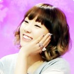 귀엽고 깜찍한 소녀시대'태연'  의 잉꼬3종세트