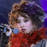 짙게 화장한 <b>miss</b> a 수지