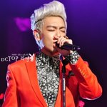 탑 <b>수트</b> 간지터지네... ㅎㄷㄷ