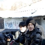 김현중, 강추위 속 연탄<b>배달</b>