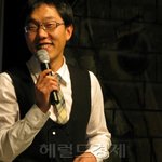 미친존재감 김제동의 돋보이는 일상패션, 패셔니스타 <b>gd</b>도 올킬