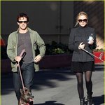 개한테 끌려다니는 안나 파킨, <b>스테판</b> 모이어