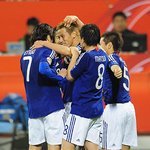 일본, 시리아에 극적으로 2-1 승리...b조 1위 도약