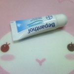 입술이 <b>건조</b>할때는 립크림 잘발라야 해요!