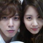 소녀시대 <b>서현</b>-용화, 얼굴크기 돋네.....