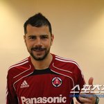 케즈만 "박지성, 아직 어린데 왜 은퇴했는가?"