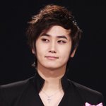 보조개가 이쁜 아이돌