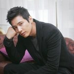 내가 알고 있는 여자들이 <b>외적</b>으로 좋아하는 남자