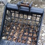 님들아 우리집앞에 <b>포크</b>레인 삽이 있음 ;;