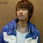 <b>평범</b>한 외모지만 인기는 탑인 남자 아이돌