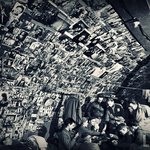 아이유의 '이상한 나라의 엘리스 룩','복고'의 원조 '핀업 걸'...