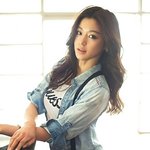 전지현 핫팬츠 화보 섹시미 '철철'…‘데님’종결자 등극