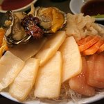  외국사람들도 즐거워하는 광장시장의 먹거리 체험~!!