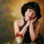 자랑스러운 저희 어머니를 소개합니다.