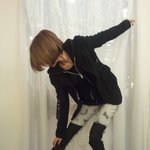 '<b>2ne1</b>' 산다라 박, 왜 팔로 서있어