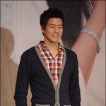 <b>훈남</b> vs <b>훈남</b>