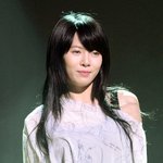 검은머리로 변신한 스타들의 사진모음