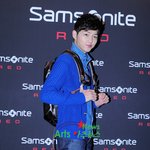 송중기 <b>행사장</b> 직찍! 빠마했나?
