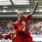 '카윗 해트트릭' 리버풀, 맨유에 3-1 완승