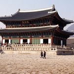 언니~ 오늘 입궁하는날 이라구!! 경복궁 가자~