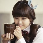 아이유, 키스를 부르는 <b>입술</b>