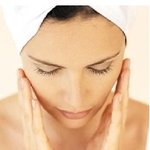 <b>식물성</b>이 미네랄오일의 대안? <b>식물성</b> 오일이 무조건 좋은 줄 알았는데...