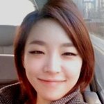 가늘고 작지만 매력적인 <b>눈매</b>의 연예인