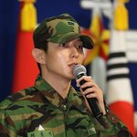 피부돋느 이준기, 군인 맞아?
