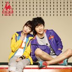 <b>미소천사</b> 송중기의 상큼 <b>미소</b>가 독보이는 패션 화보