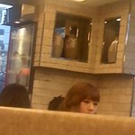 <b>피자</b>집에서본 박봄 닮은 일반인