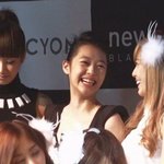 설리의 축구 묘기 영상^^ㅋㅋ대박~