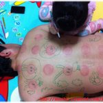 딸내미가 <b>낙서</b>를 하기 시작했어염