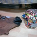 명동역 밀리오레앞에서 가면쓰고 <b>사탕</b>을 받던 여성분을 찾습니다(여러분...