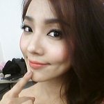 유진, 세상 혼자 <b>사네</b>